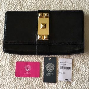 Vince Compton black clutch